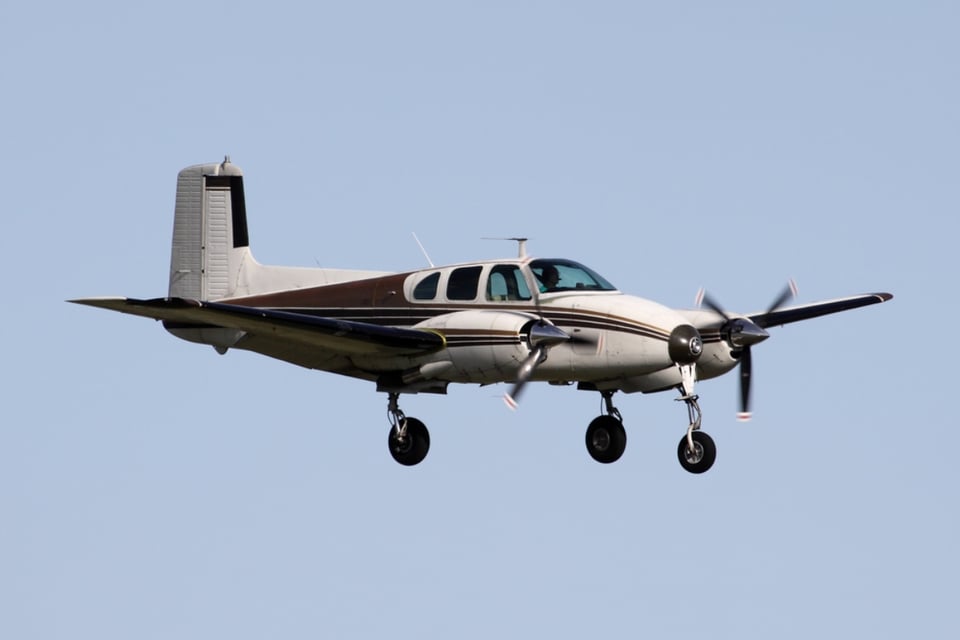Impactante Video: Avioneta se estrelló en la calle y murieron varias personas en Florida