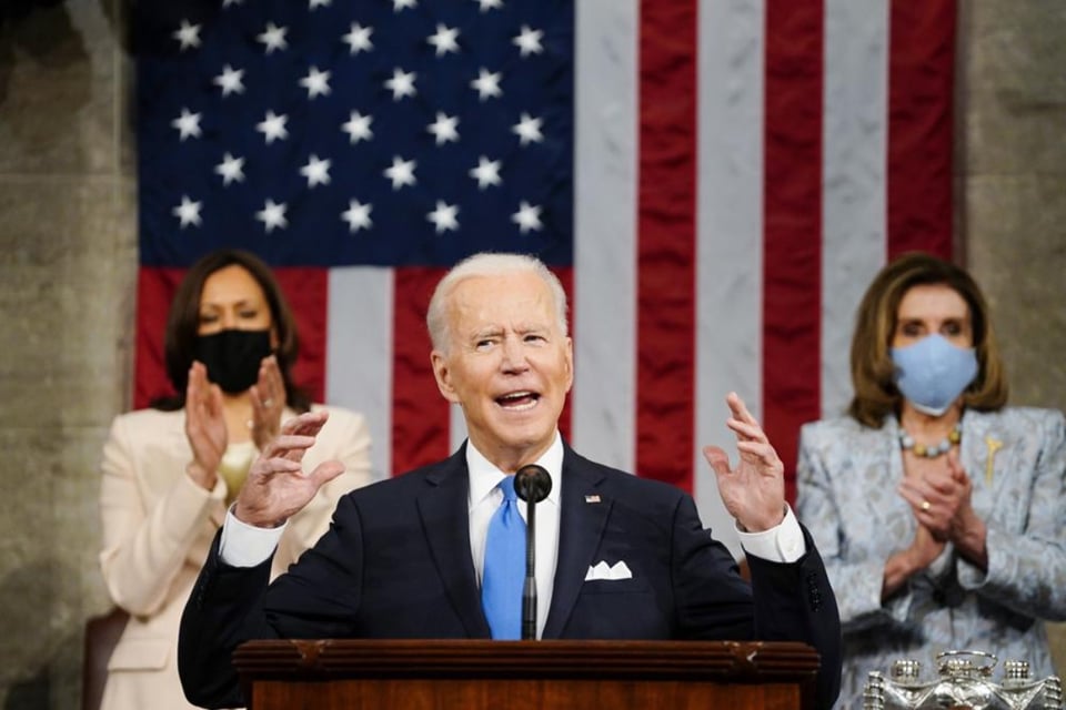 Biden pide terminar la “agotadora guerra por la inmigración»