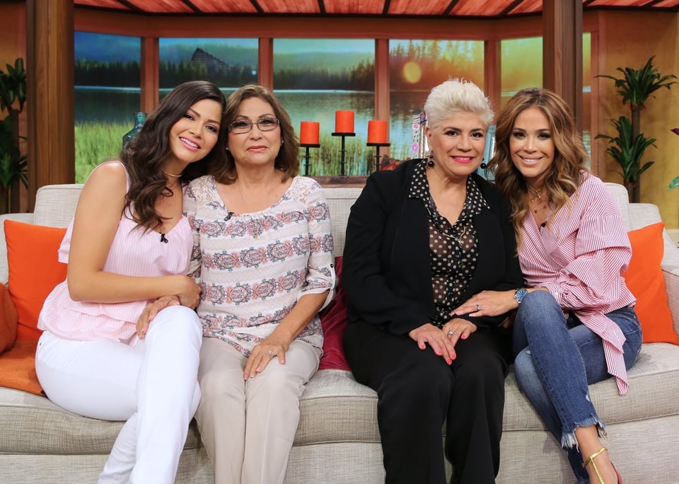Las cuñadas Karla Martínez y Ana Patricia Gámez aparecen presumiendo cuerpazo en traje de baño (FOTOS)