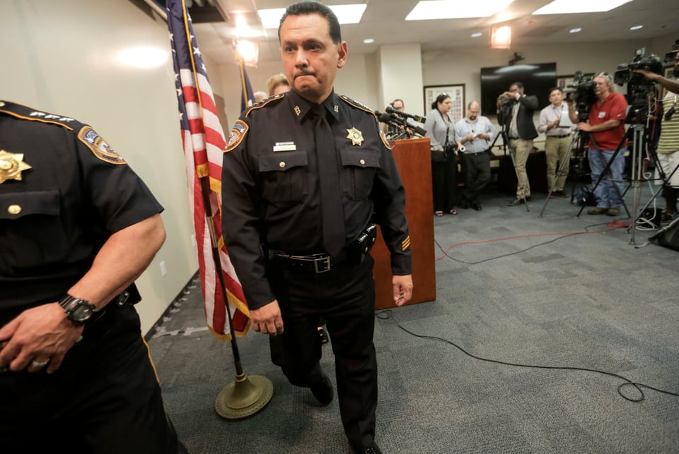Biden nomina al sheriff Ed Gonzalez para dirigir ICE