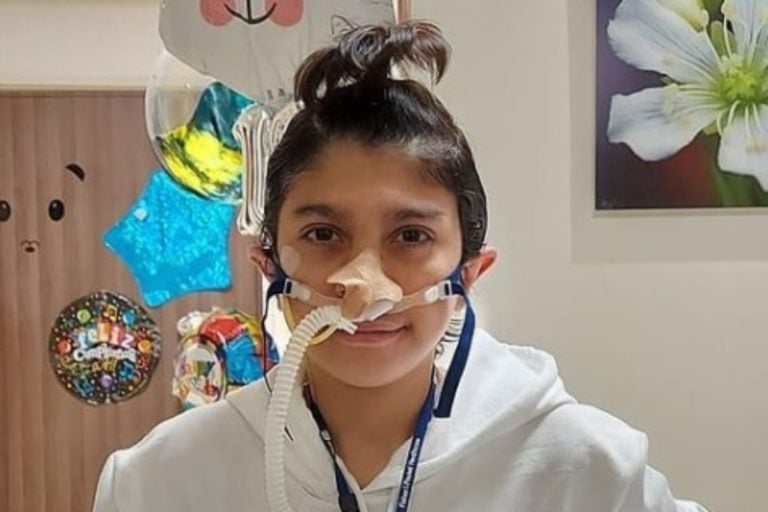 Tras recibir ayuda del Canelo, niño que pedía ayuda por fin recibe hoy su trasplante de pulmón