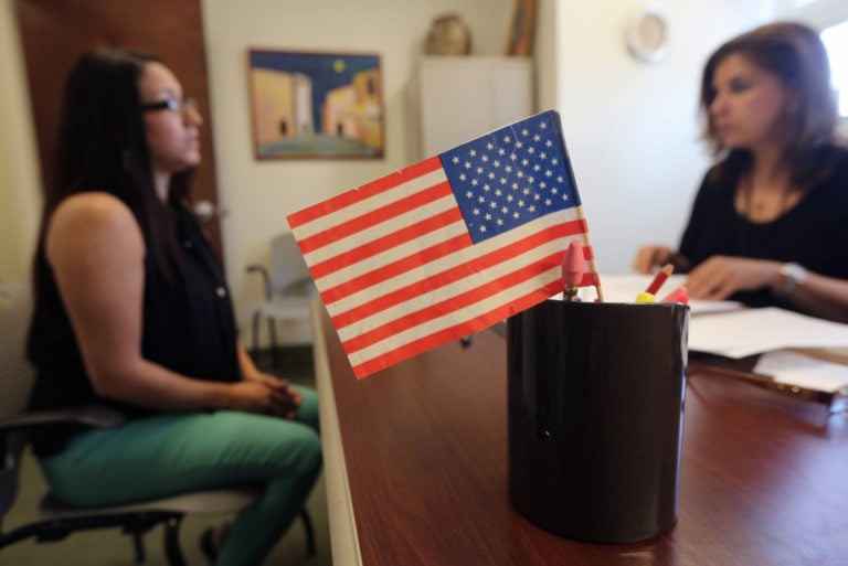 ¿Cuáles serán los inmigrantes ‘más beneficiados’ con la Reforma Migratoria?