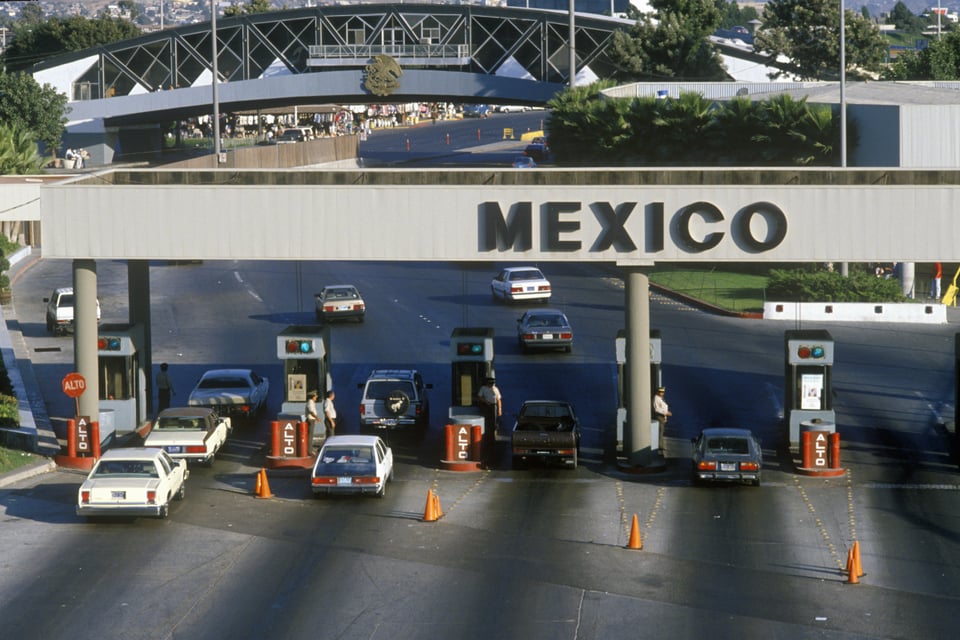 ÚLTIMA HORA: EE.UU. Extiende restricciones por COVID-19 en las fronteras