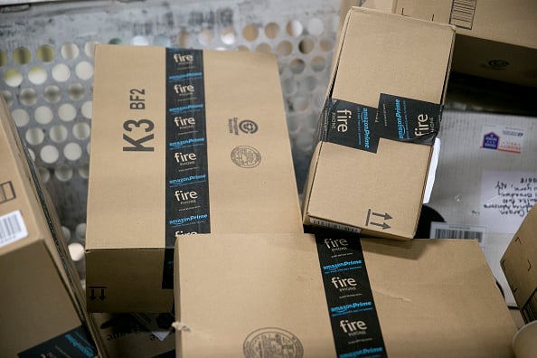 Amazon trabajadores orinan en botellas