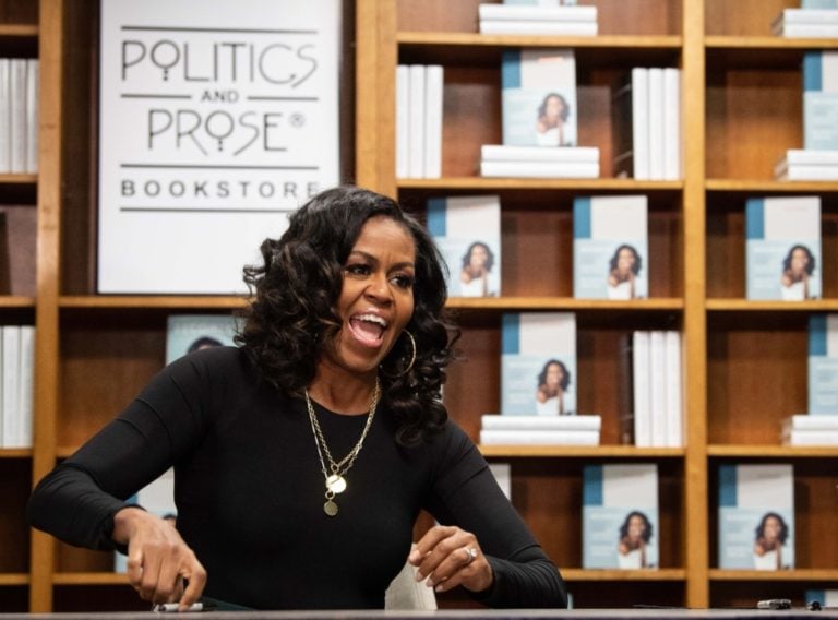 Michelle Obama presume retaguardia en leggins deportivos (FOTO)