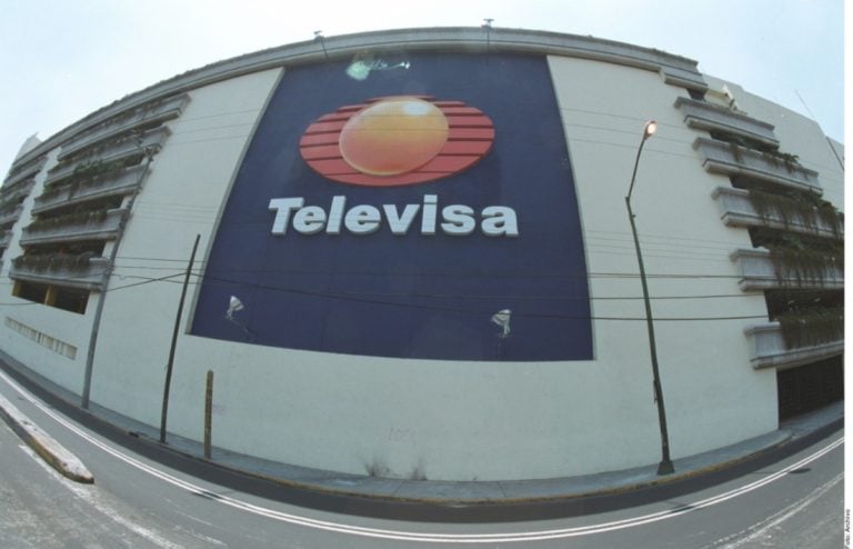 Reportero de Televisa es arrestado mientras transmitía en vivo (Video)