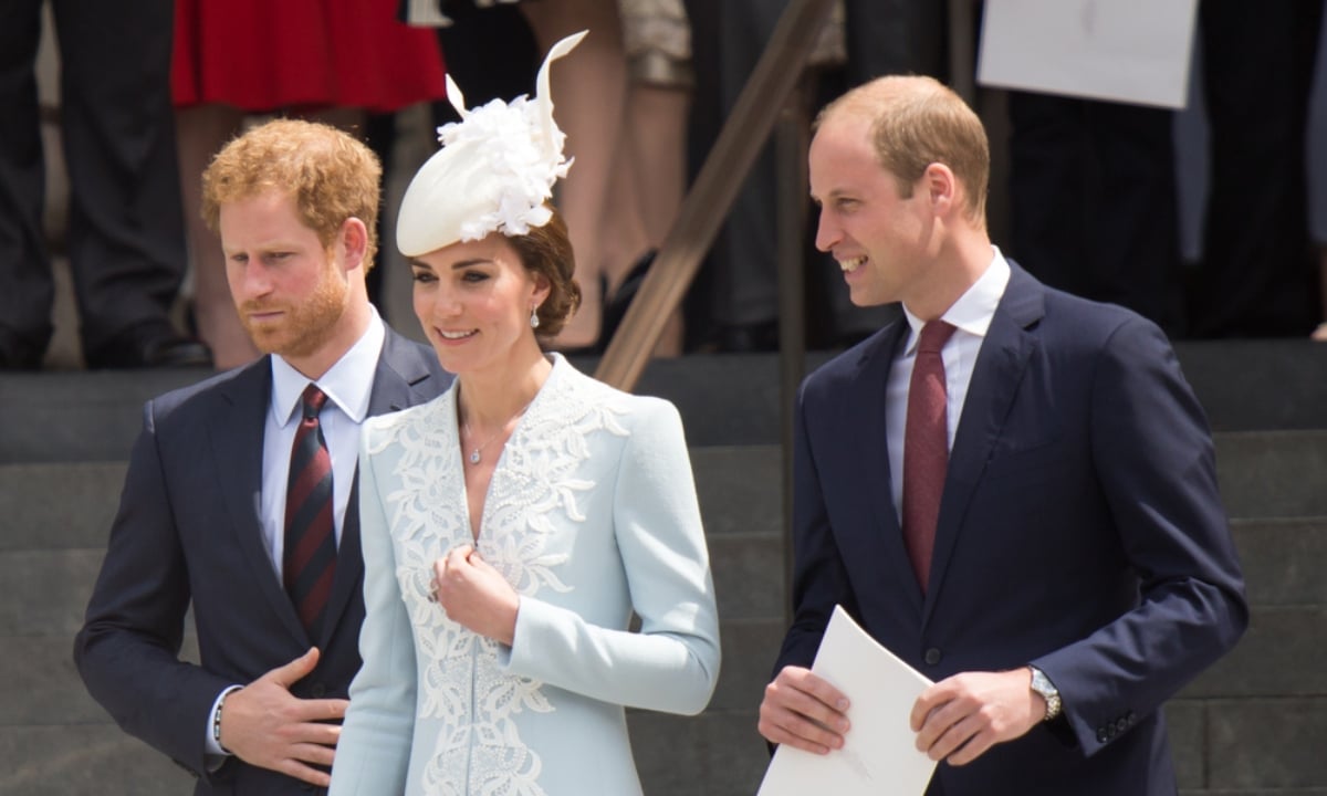 ¿William y Harry molestos? Los príncipes no caminarán juntos en funeral del príncipe Felipe