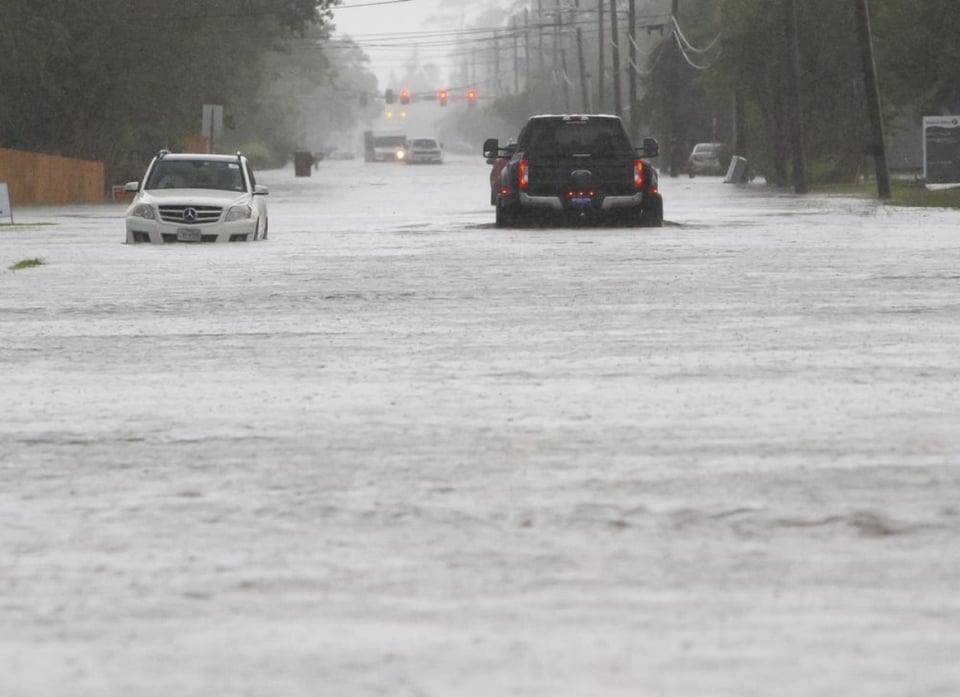 Texas y Luisiana declaran estado de emergencia tras inundaciones featured image