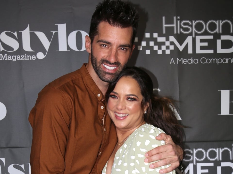 ¡En pleno cumpleaños! Toni Costa rompe el silencio y confirma sospechas… ¿aún sigue con Adamari López? (VIDEO)