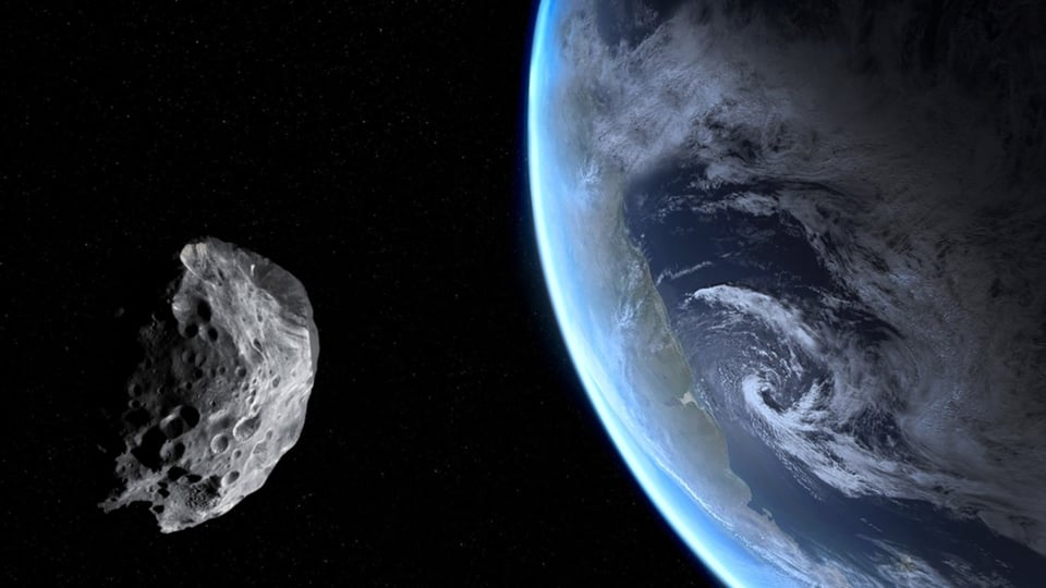 Asteroide 2021 KT1, más grande que la Torre Eiffel, pasará “cerca” de la Tierra featured image