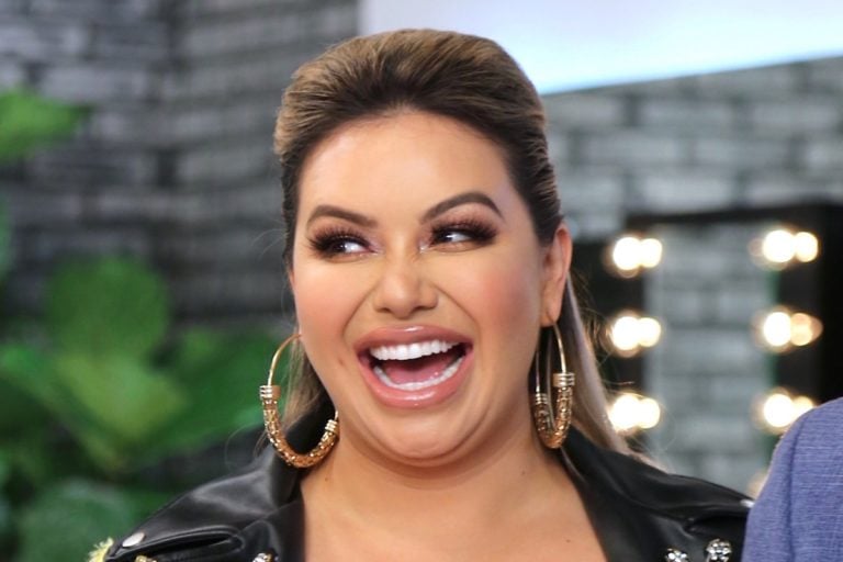 Lo vuelve a hacer: Chiquis Rivera presume su cinturita y la destrozan en críticas