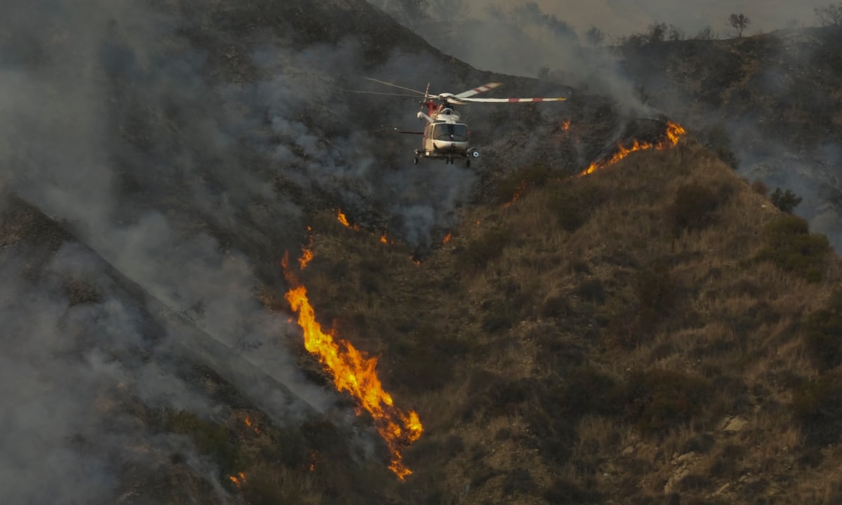 Fuego en Pacific Palisades marca inicio de temporada de incendios en California
