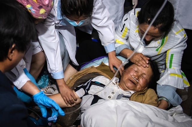 Confirman 3 muertos, 27 heridos y 20 mil evacuados por fuertes sismos en China