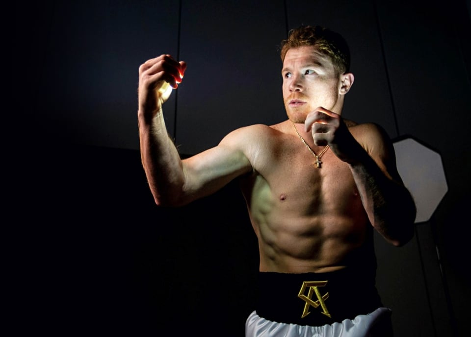 Canelo vs Saunders: Saúl Álvarez gana