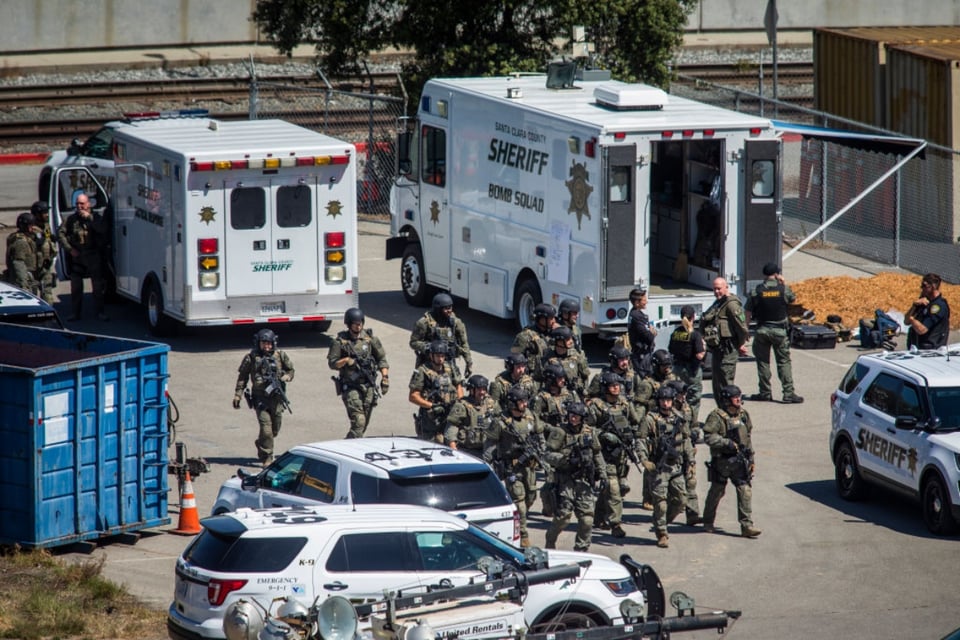 Tiroteo en estación ferroviaria de California: revelan lo que acumulaba en su casa el pistolero