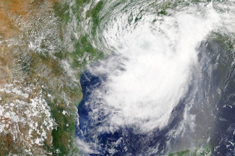ACTUALIZACIÓN: Emiten alerta. Potencial depresión tropical se extiende de México a costa sur de EEUU
