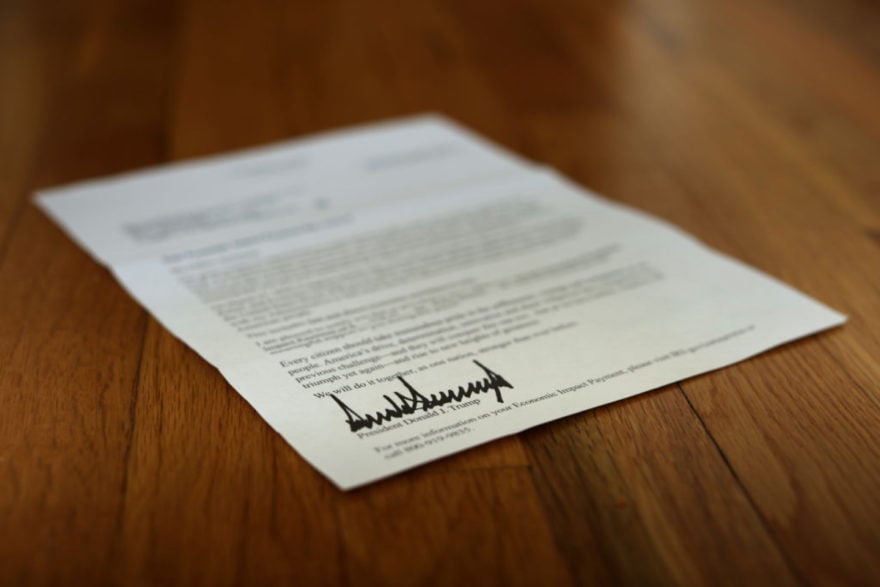 IRS lanza advertencia sobre la carta que llegó del tercer cheque