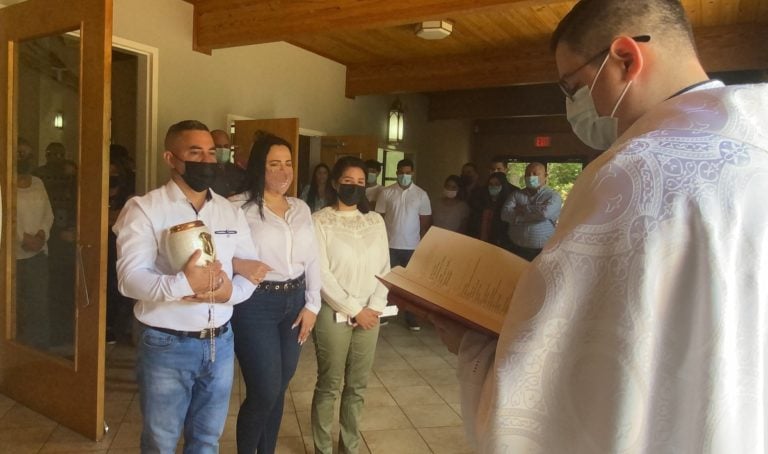 Familiares y amigos de Rossana Delgado le dan el último adiós