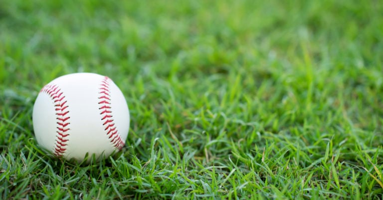Rockies y Gigantes dividen triunfos en doble tanda