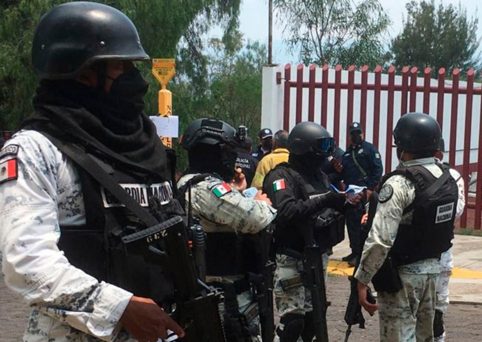 En plenas elecciones en México arrojan cabeza humana en casilla (FOTOS)