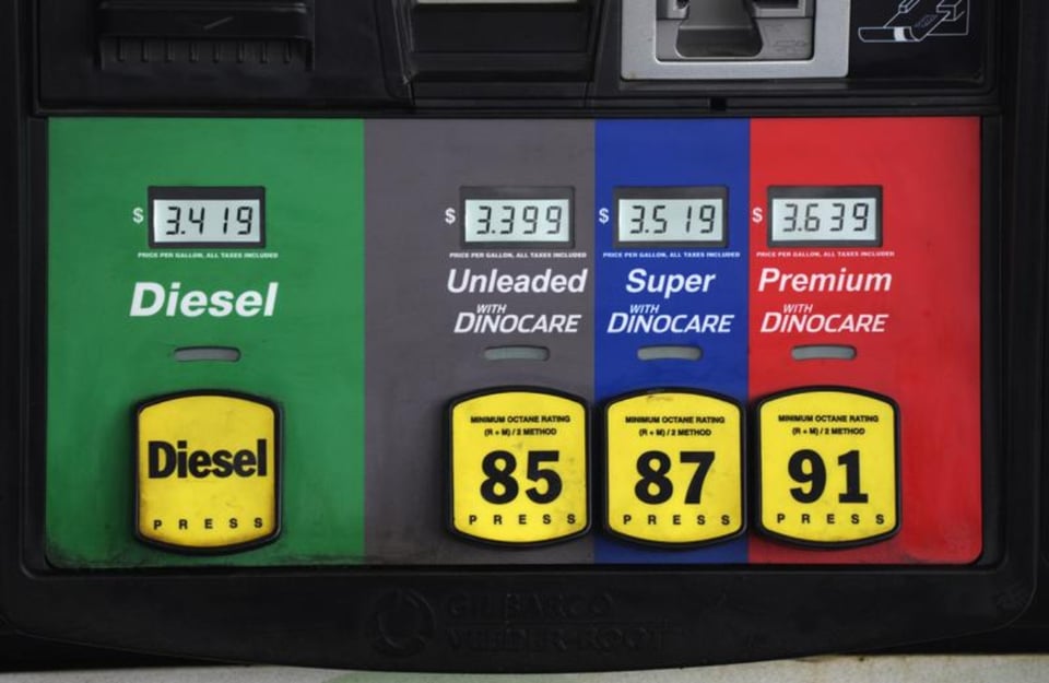 Advierten aumento del precio de la gasolina en EEUU para el verano