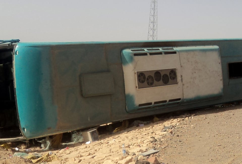 Volcadura de autobús deja 7 muertos y decenas de heridos en México (FOTOS) featured image
