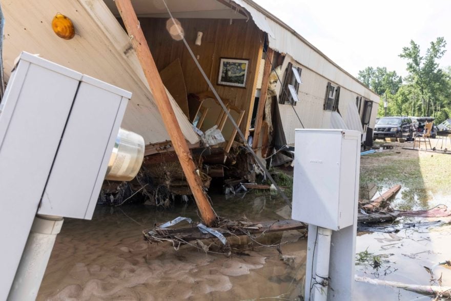 Tormenta Claudette se dirige a las Carolinas tras azotar a Alabama