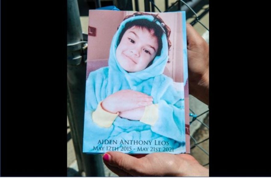 Capturan a la pareja sospechosa de asesinar al pequeño Aiden Leos