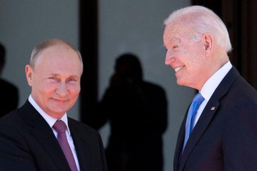 Biden comete error fatal tras reunión con Putin (VIDEO)