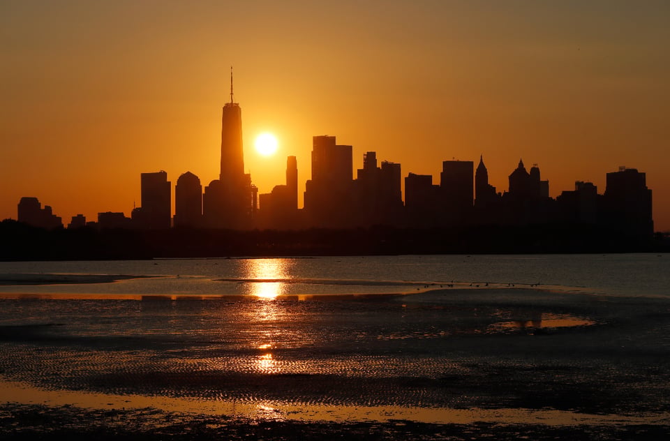 Mueren dos adultos mayores de calor extremo en Estados Unidos