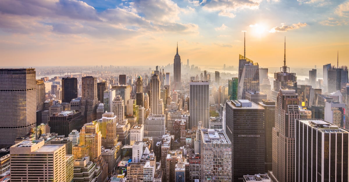 Nueva York levanta las restricciones contra la covid-19, con excepciones