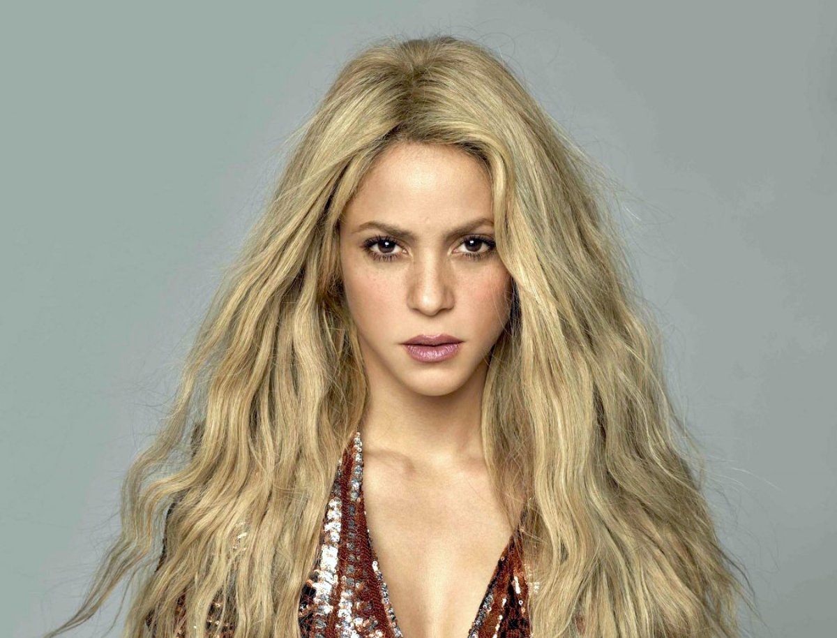 Shakira reaparece manda mensaje