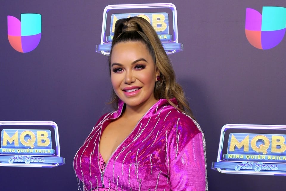 ¡Se menea! Chiquis Rivera presume sus caderas gozando desde la cocina en leggins transparentes (VIDEO) featured image