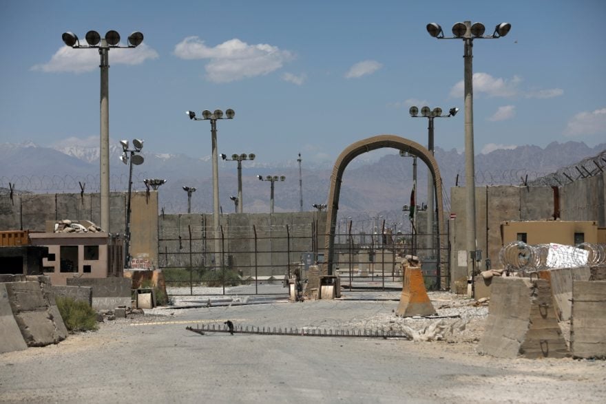 Estados Unidos abandonó Bagram, su base más importante en Afganistán, 20 años después