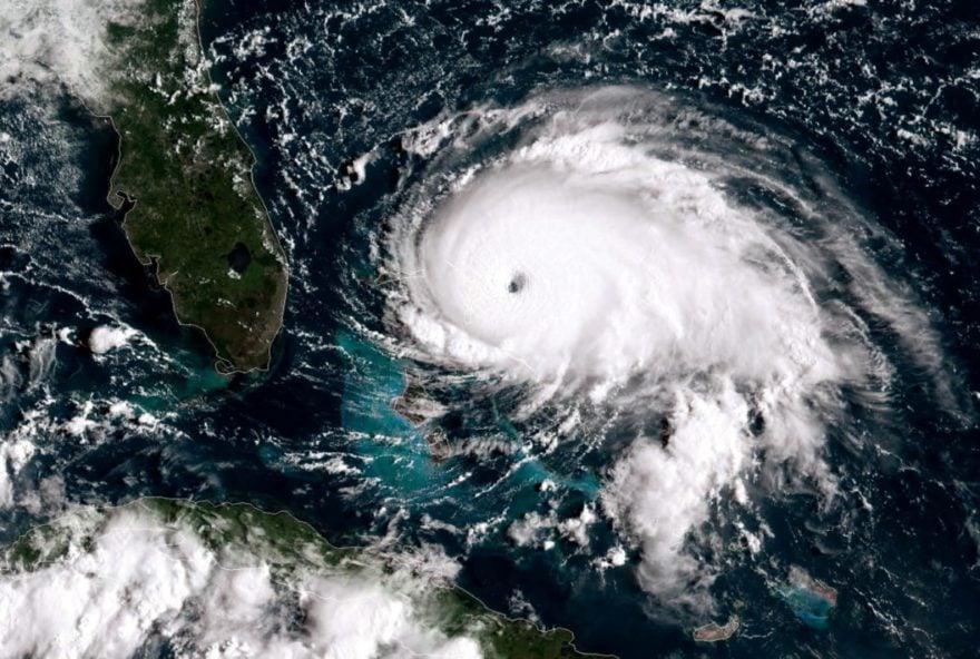 Huracán Elsa avanza hacia la isla Española y se prevé que se dirija a Florida el lunes
