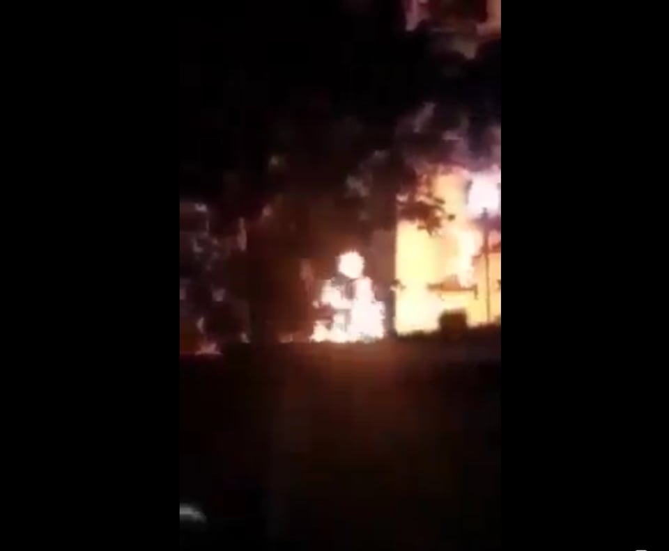 unfaithful woman doused gasoline: He takes to the streets on fire