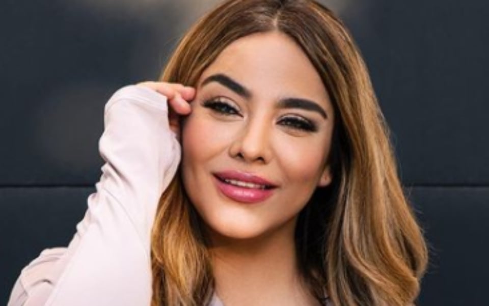 Karizma Rivera, hija de Mayeli Alonso y Lupillo Rivera, «calla» a Daisy Cabral tras hablar ‘pestes’ de ella featured image