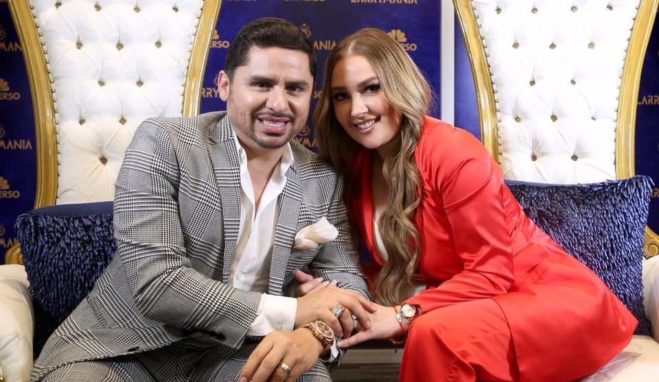 ¿Millonaria? Kenia Ontiveros, esposa de Larry Hernández gana en máquina de un casino en Las Vegas (VIDEO)