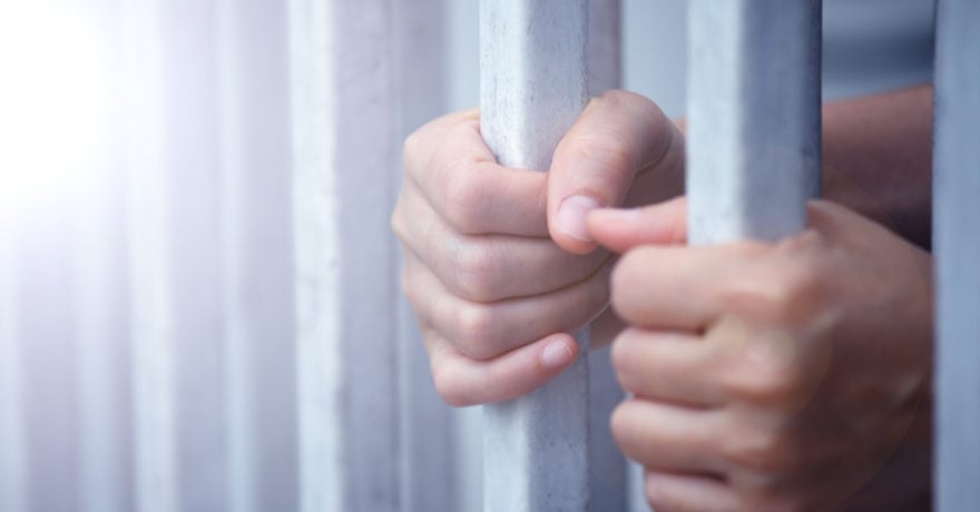 Casi 90 acusados en un mes por tráfico humano o reingreso ilegal en Texas