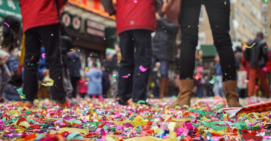 Nueva York celebra el fin de las restricciones con un desfile sin mascarillas