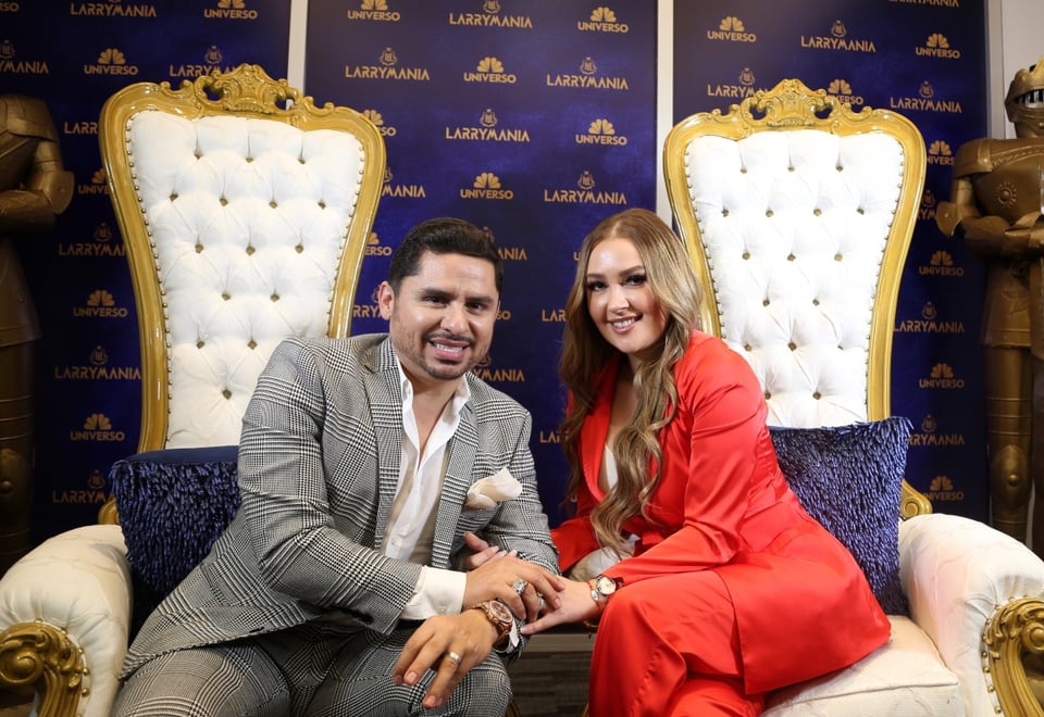 Aseguran que Larry Hernández  y su esposa Kenia se contagiaron de coronavirus featured image