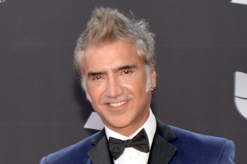 Alejandro Fernández sale del closet: Dicen que 'tiene garras'