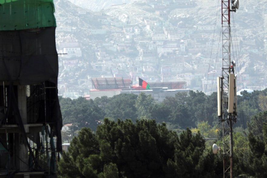 Reportan 7 muertos por aplastamiento en el aeropuerto de Kabul