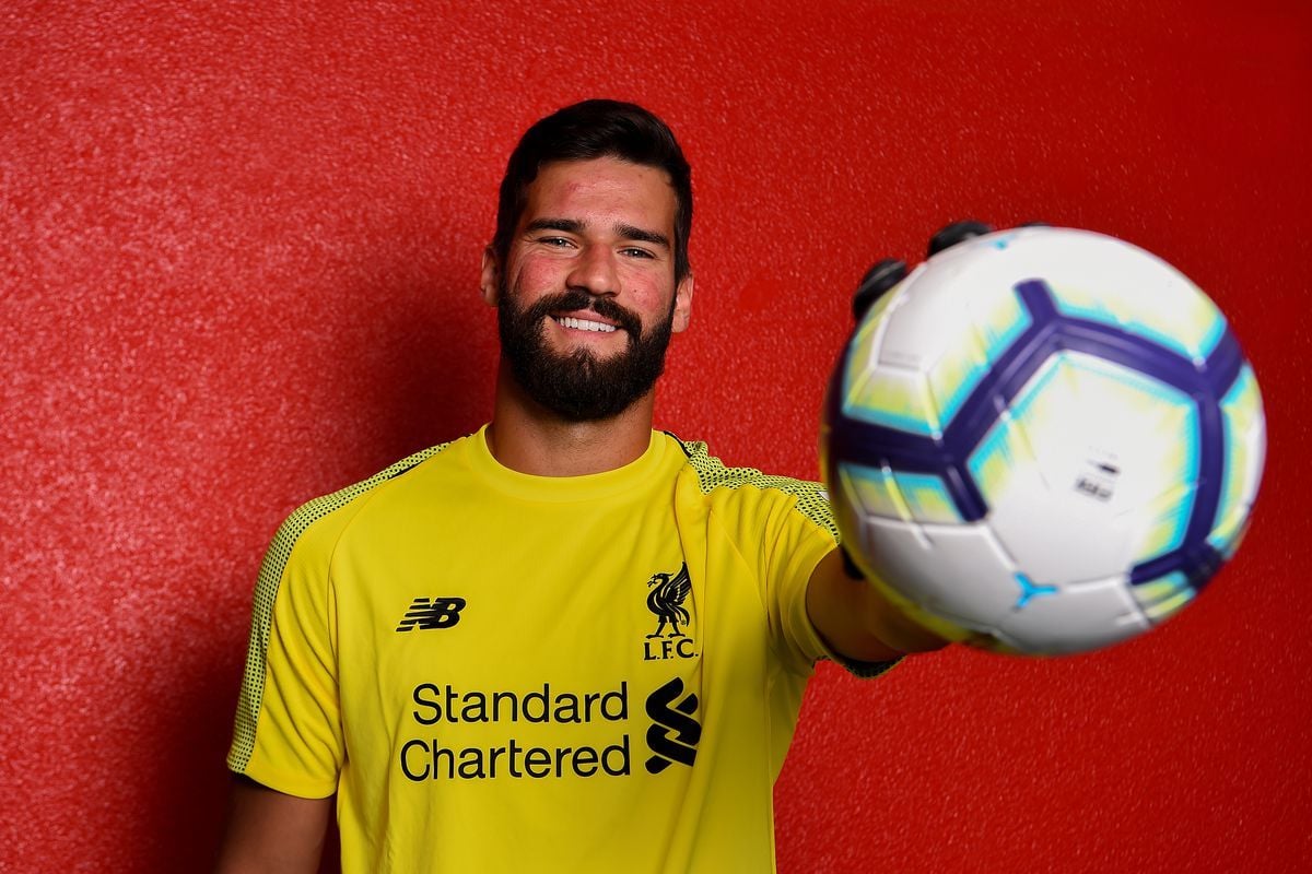Allison Becker, portero brasileño, renovó con el Liverpool hasta 2027