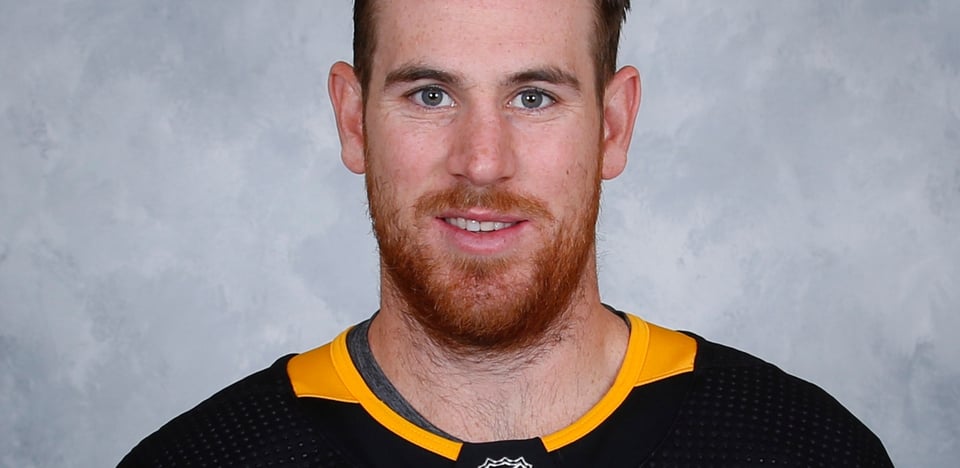 Muere exjugador de la NHL de apenas 31 años y su esposa e hijos están destrozados