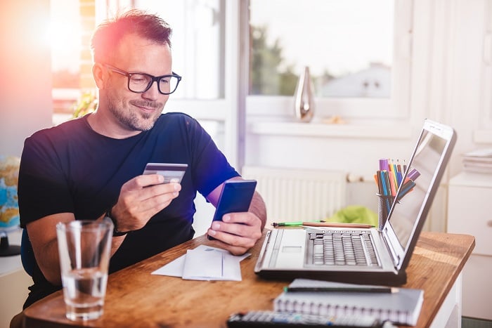 Man, Credit Card, Smart Phone, Home, MundoNOW