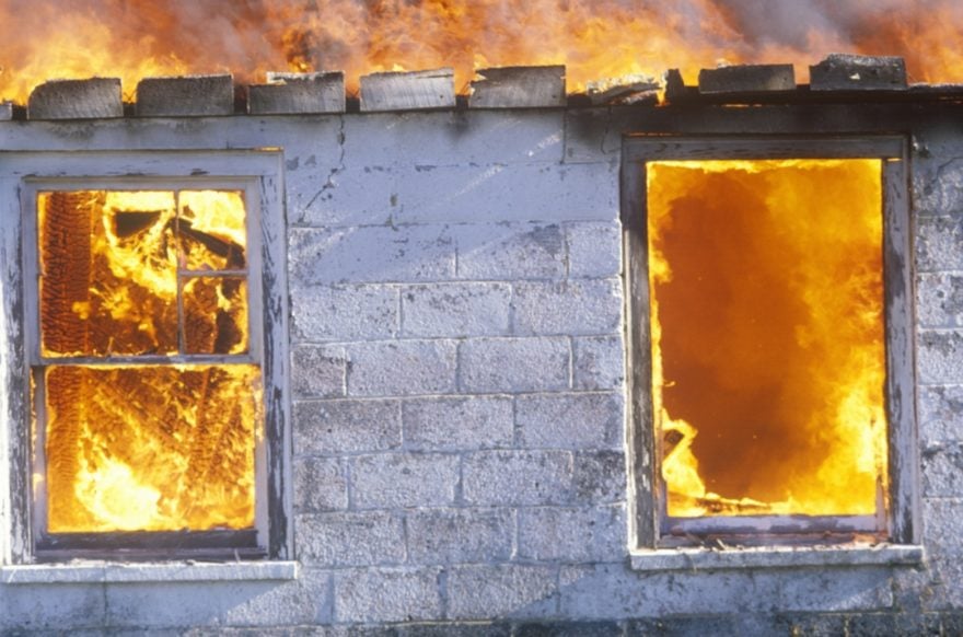 Incendio en casa en Ohio: cinco muertos, entre ellos tres niños, y cuatro heridos