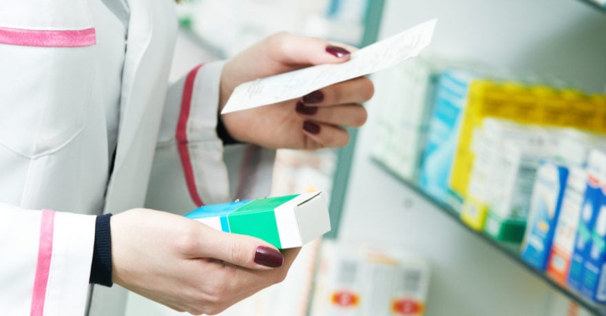 ¿Cómo puedo conseguir mejor precio en los medicamentos prescritos?