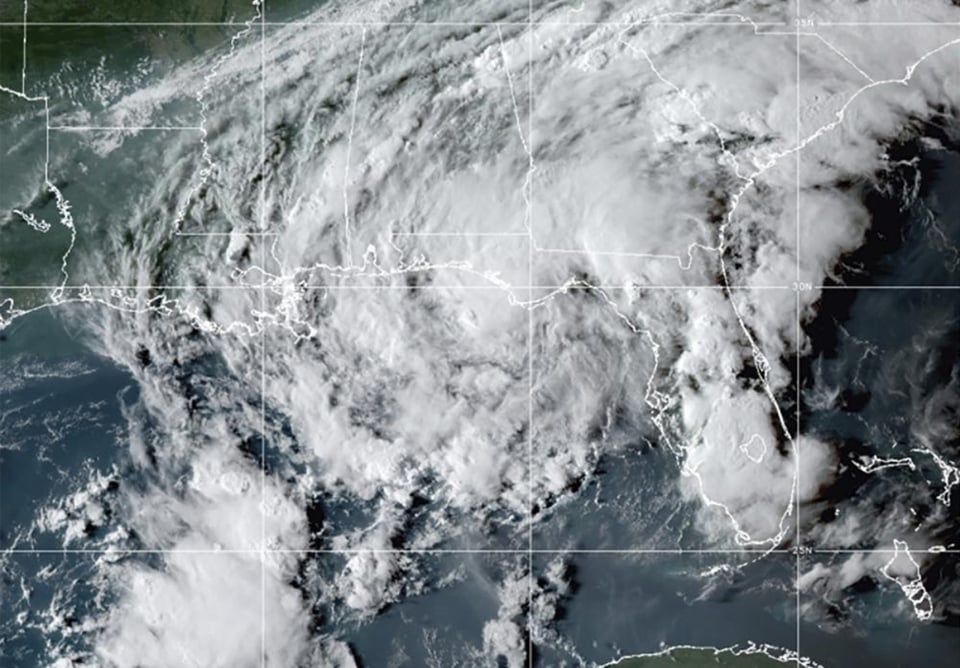 Emiten alerta en Florida por tormenta tropical Mindy y advierten a dónde se dirige