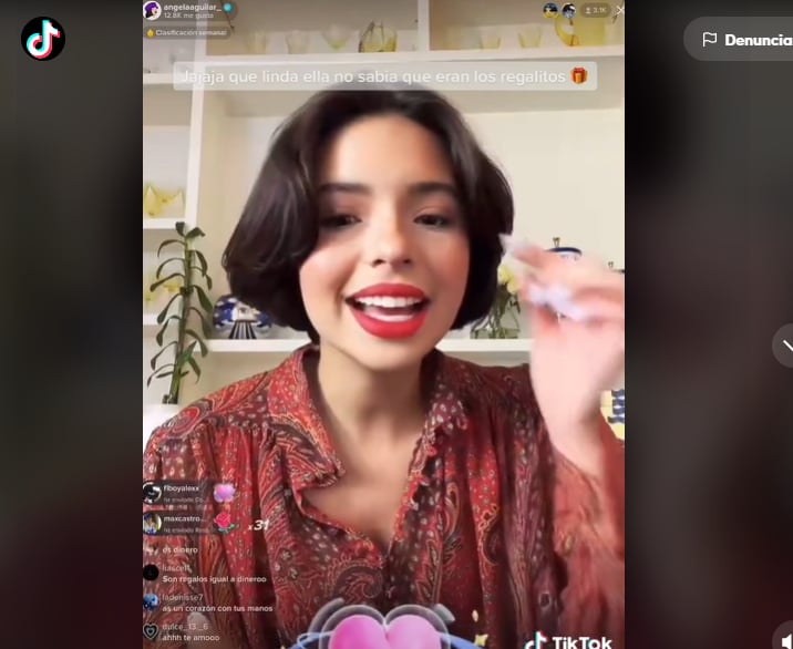 ¡Se burlan de ella!
